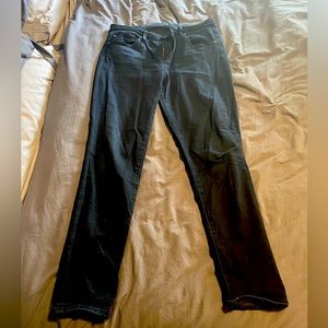 AG Prima Ankle Jeans in excellent worn condition